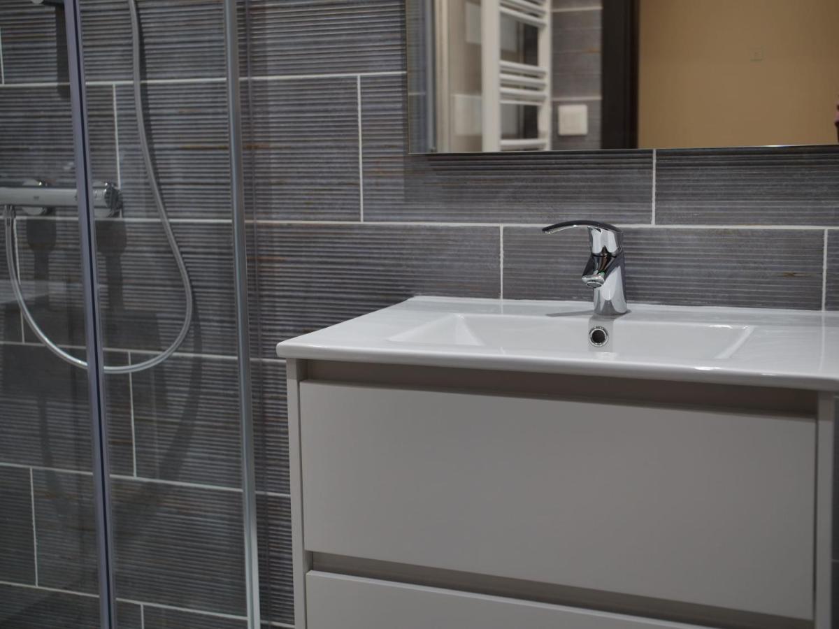 A 50m Reves Ensoleilles Les Bains De Apartment